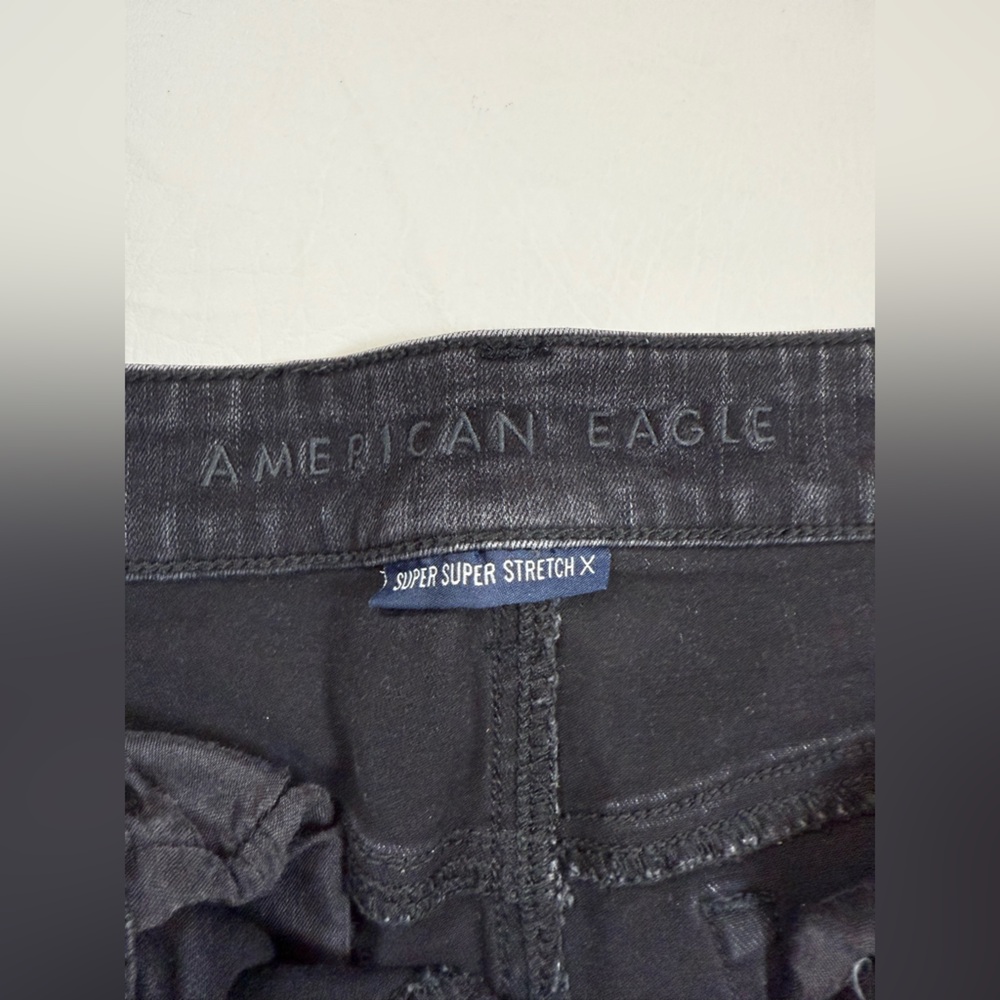American Eagle Hi Rise Shortie Black Denim Ripped Shorts 6 Super Stretch (bin S) - Picture 6 of 8